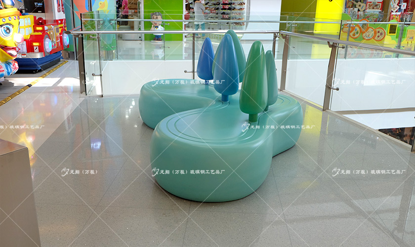 玻璃鋼花盆座椅在商場陳美中的應用
